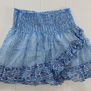 vineyard vines skirt!